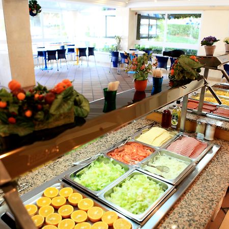 فندق Sahara Nubia Gobi Ses Cadenes المظهر الخارجي الصورة Breakfast buffet at a hotel