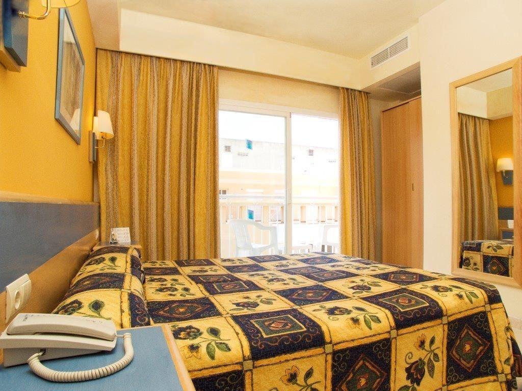 فندق Sahara Nubia Gobi Ses Cadenes المظهر الخارجي الصورة Room in a hotel